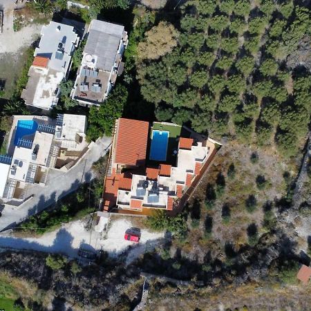 Villa Georgia Каливес Екстериор снимка