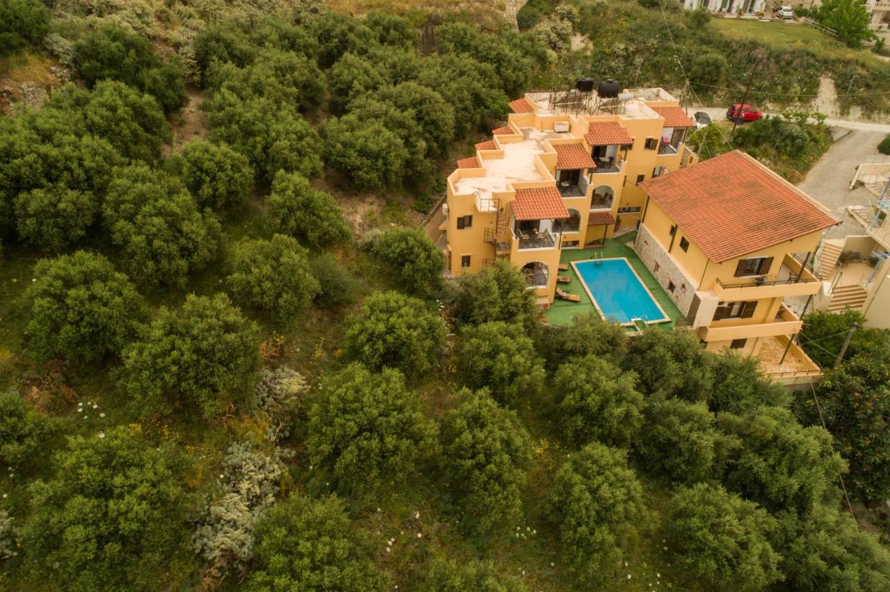 Villa Georgia Каливес Екстериор снимка
