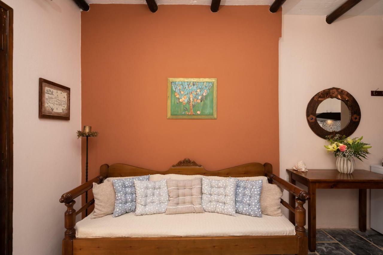 Villa Georgia Каливес Екстериор снимка